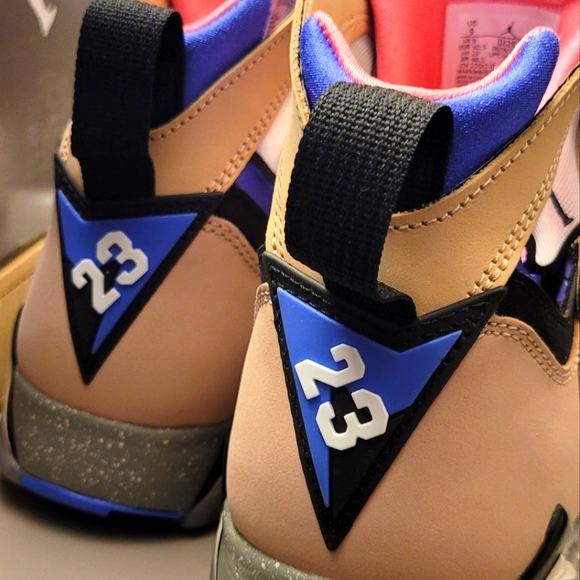 Air Jordan 7 Retro SE Sapphire - Picture 3 of 8